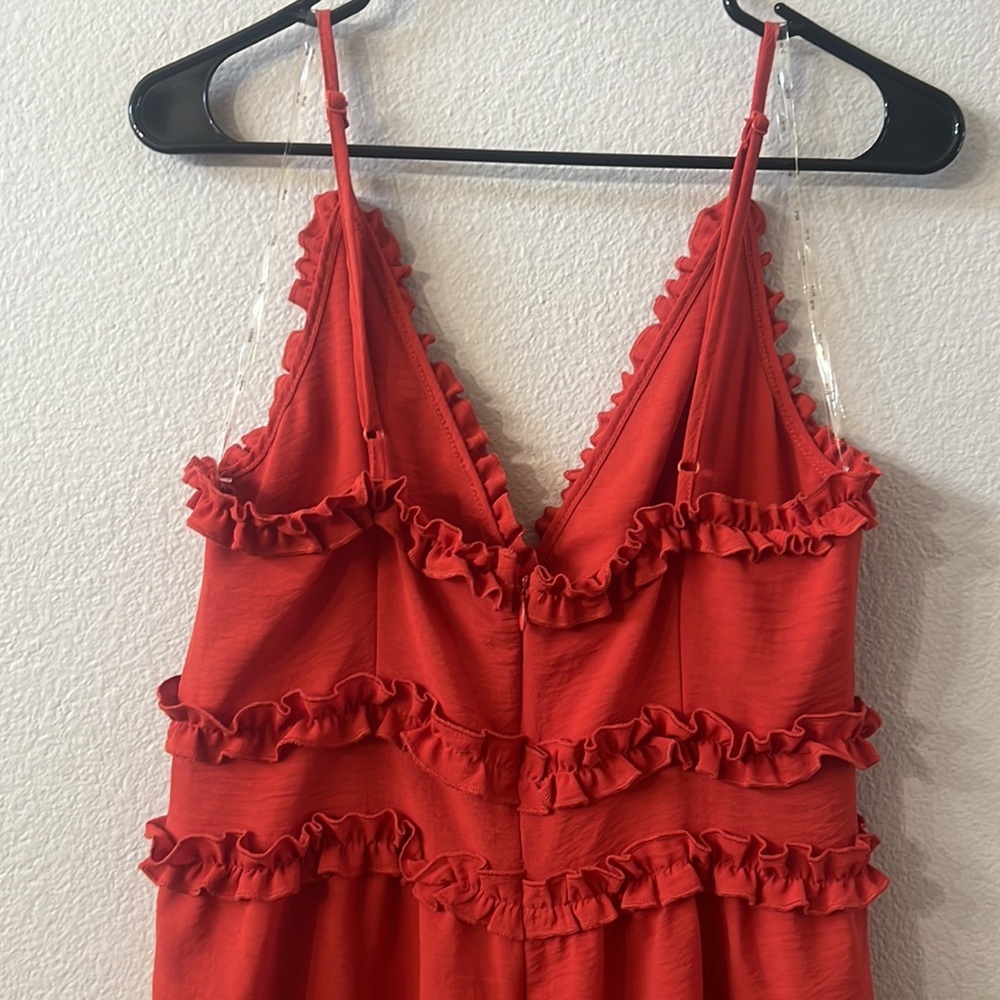 Rust colored lightweight romper. Size medium. EUC - Picture 5 of 8